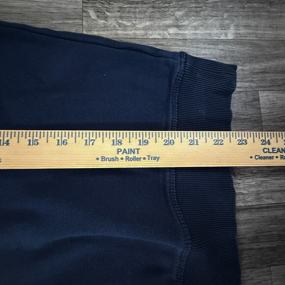 Tommy Hilfiger Navy Blue Crewneck Sweatshirt Men’s Medium Embroidered Logo - Picture 5 of 6